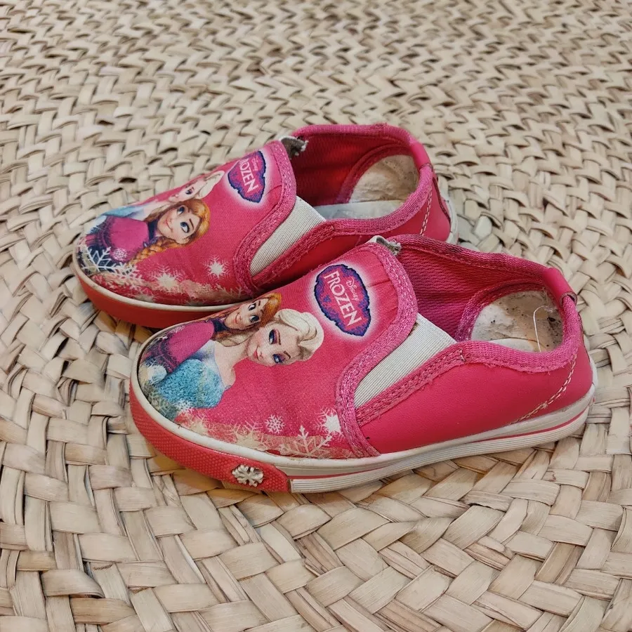 کفش دخترانه