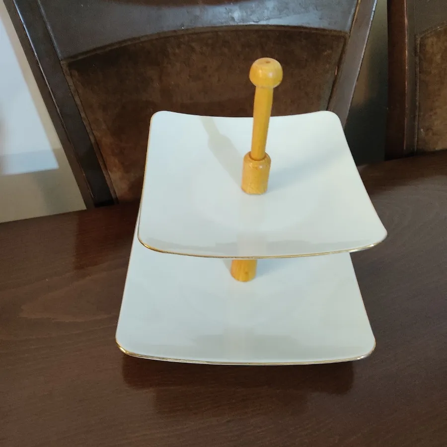 شیرینی خوری