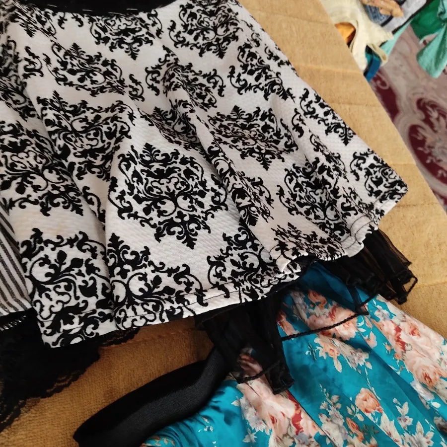 دامن دخترونه