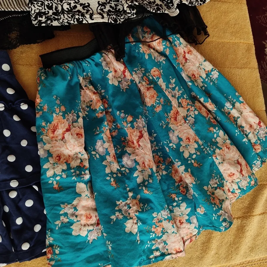 دامن دخترونه