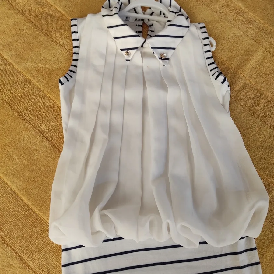 پیراهن دخترانه