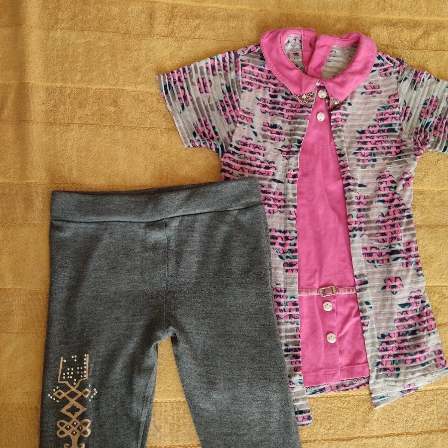 بلوز وشلورک