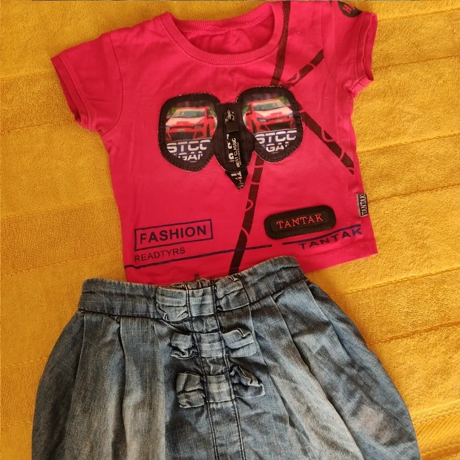 بلوز کراپ و دامن جین