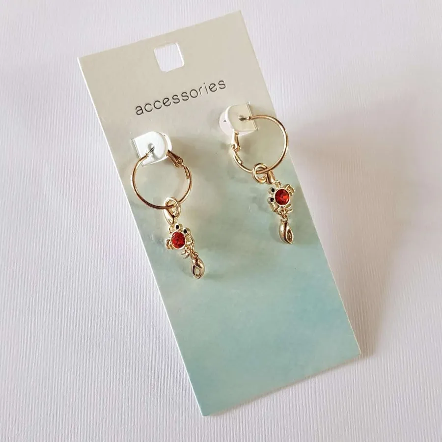 گوشواره طلایی آویز خرچنگ