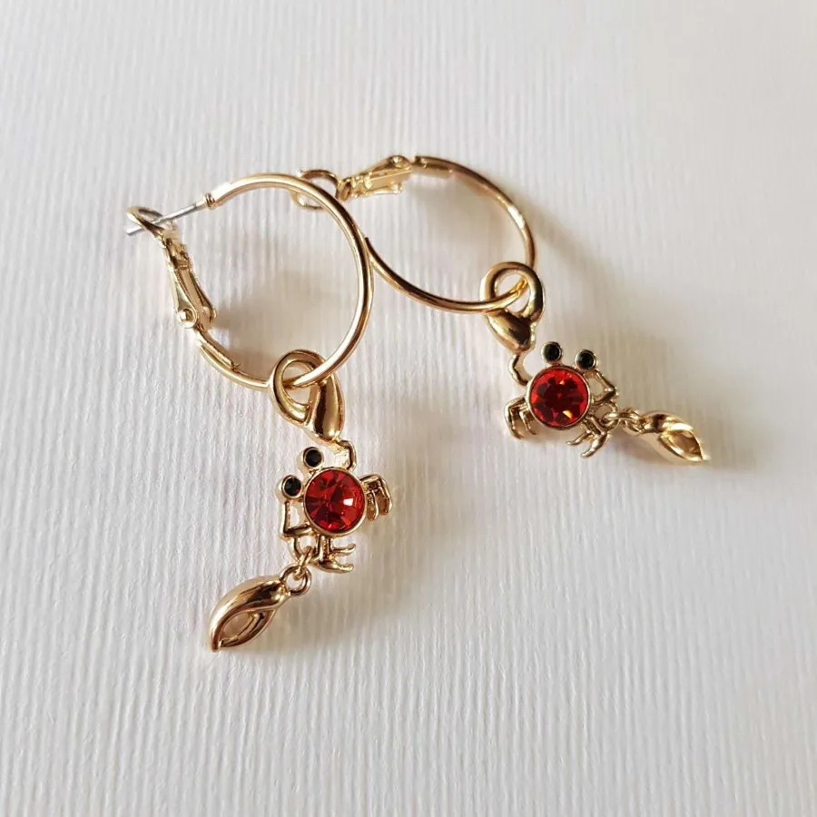 گوشواره طلایی آویز خرچنگ