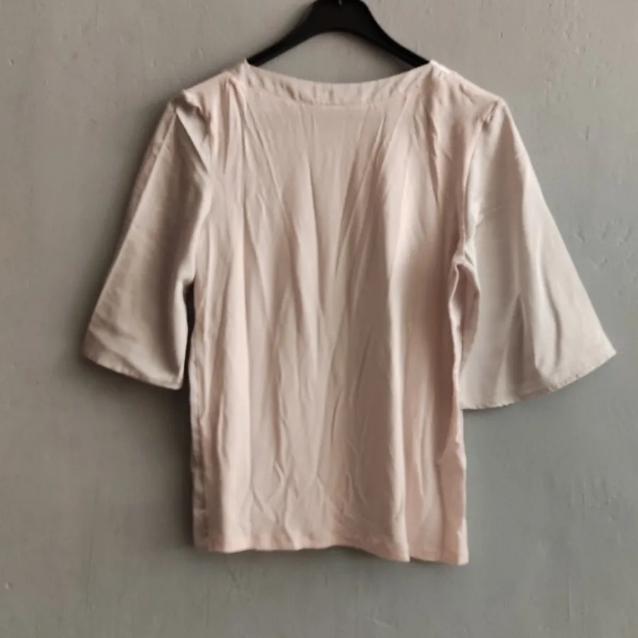 شومیز منگو mango