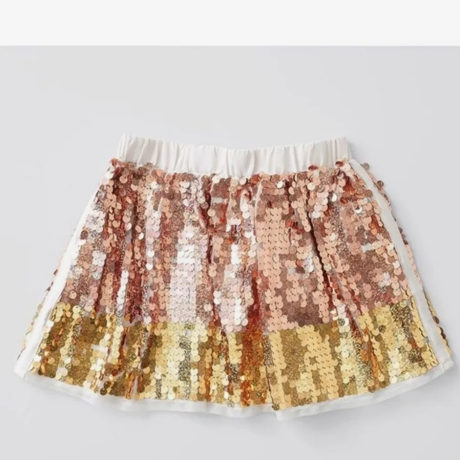 دامن منگو mango