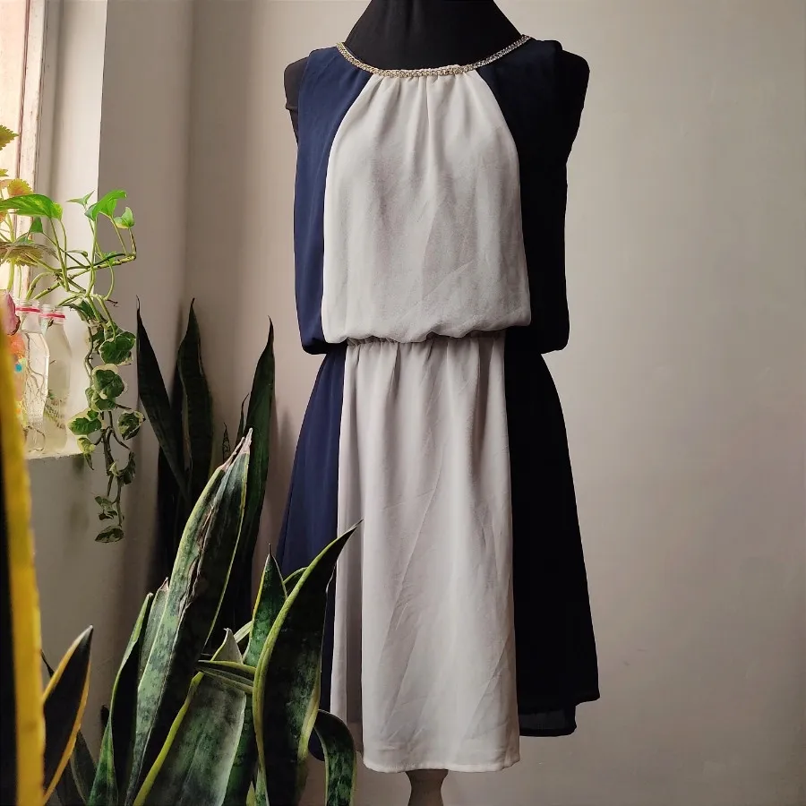 پیراهن منگو mango