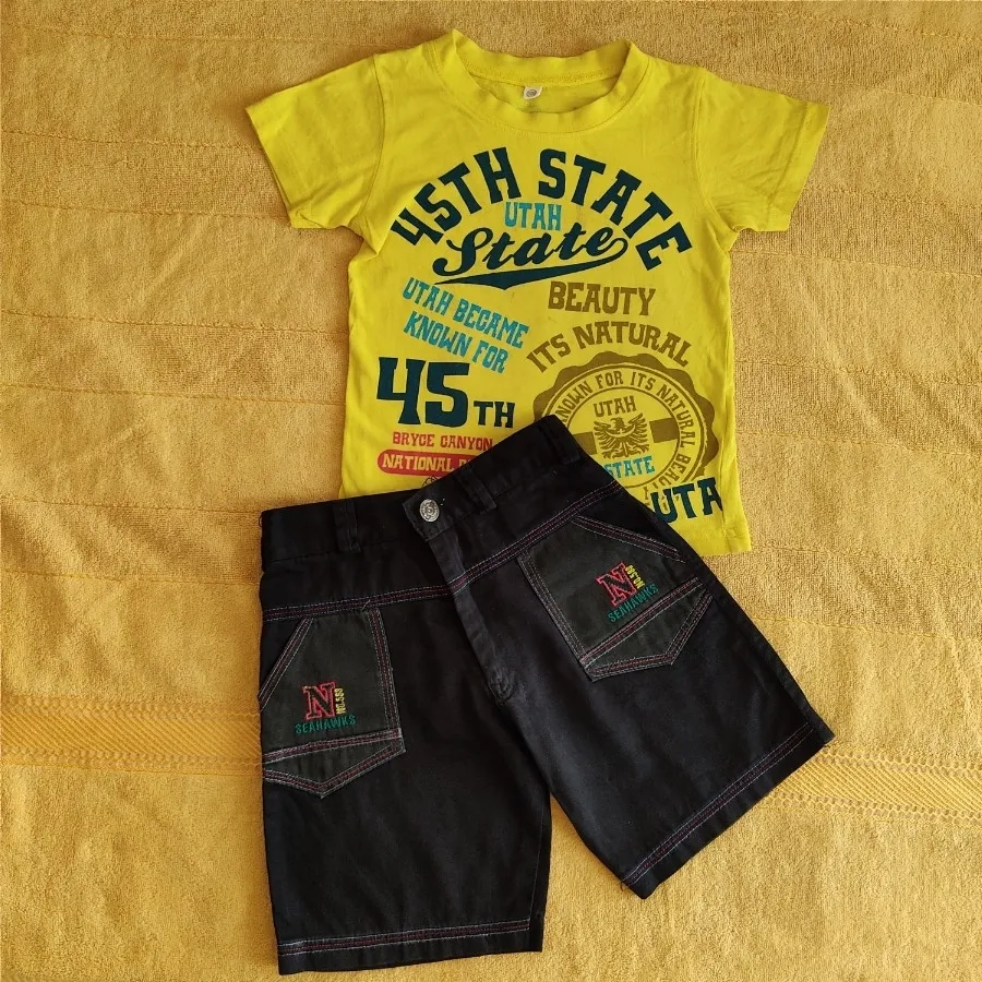 تیشرت وشلوارک