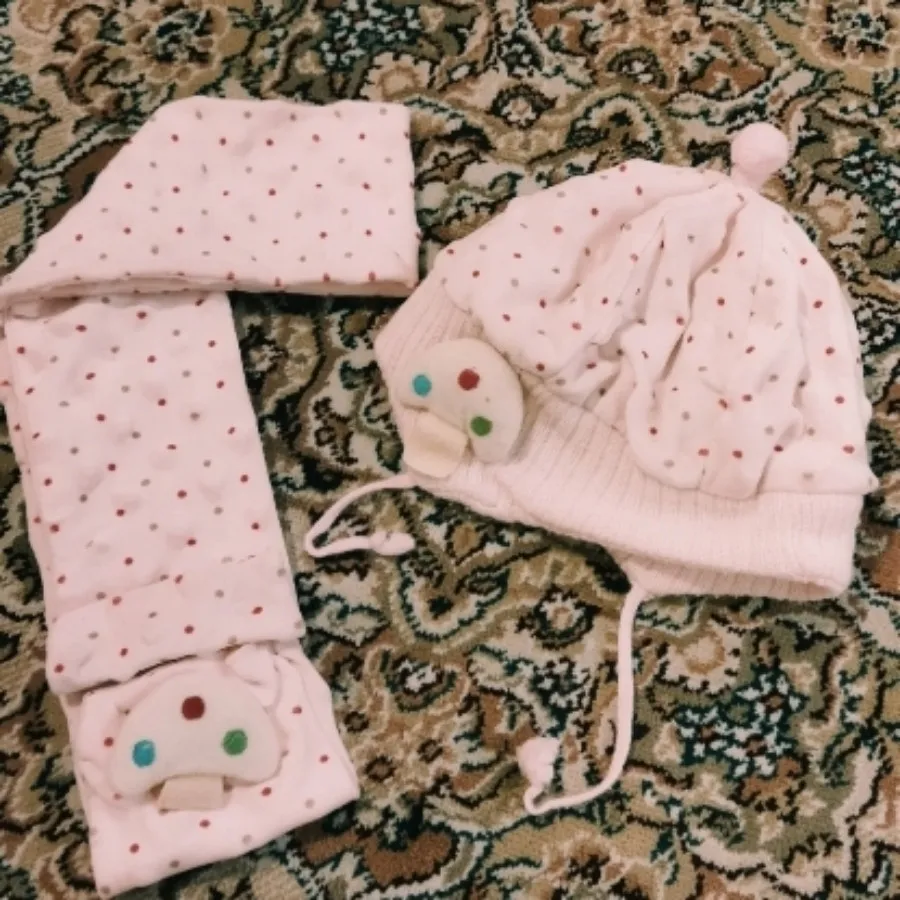 شال و کلاه بچگانه