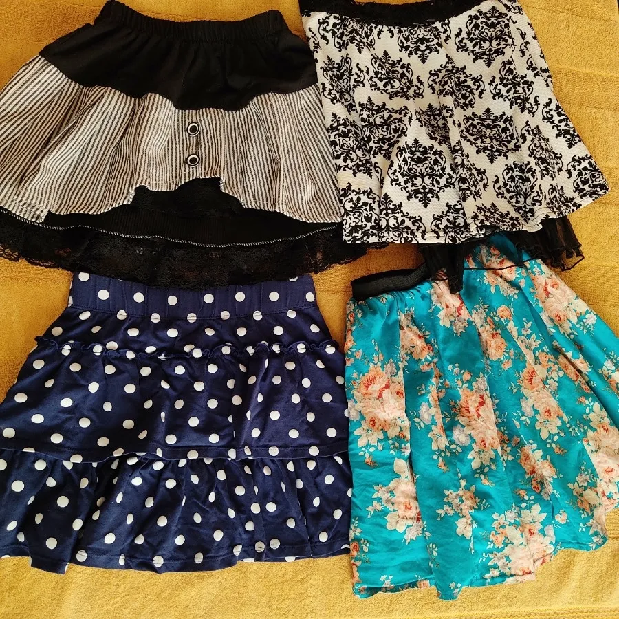 دامن دخترونه