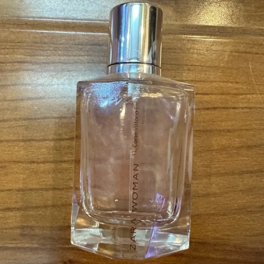 عطر زارا اکلیل دار