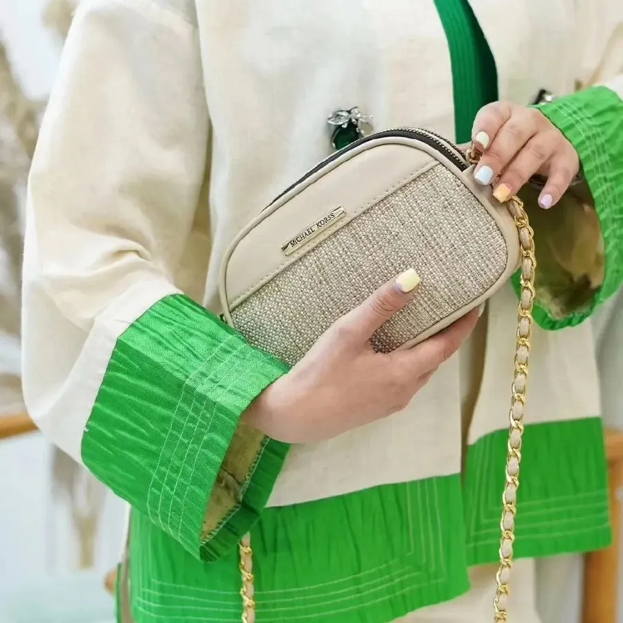 کیف پاسپورتی کنفی