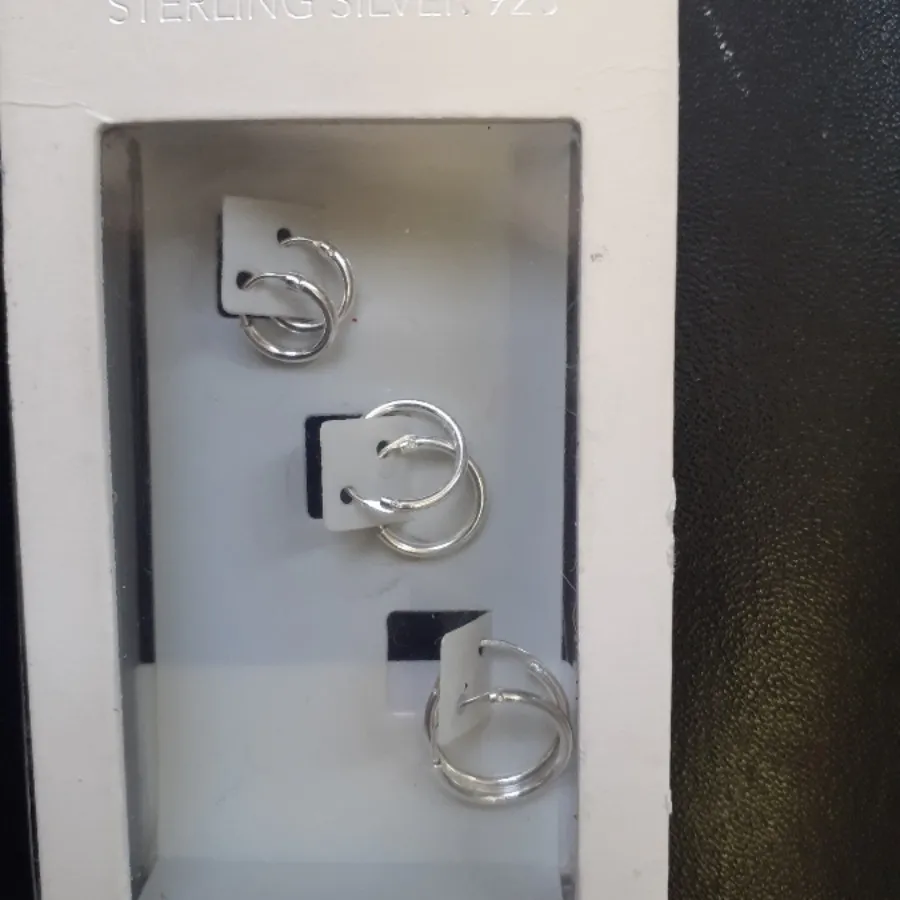 گوشواره نقره خارجی آی ام