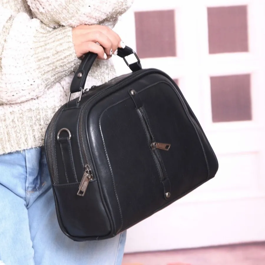 کیف دوشی جادار