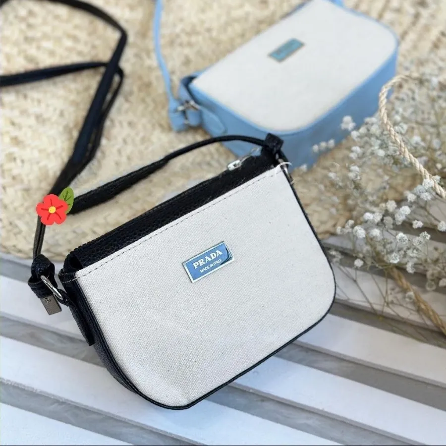 کیف پاسپورتی دوشی کنفی