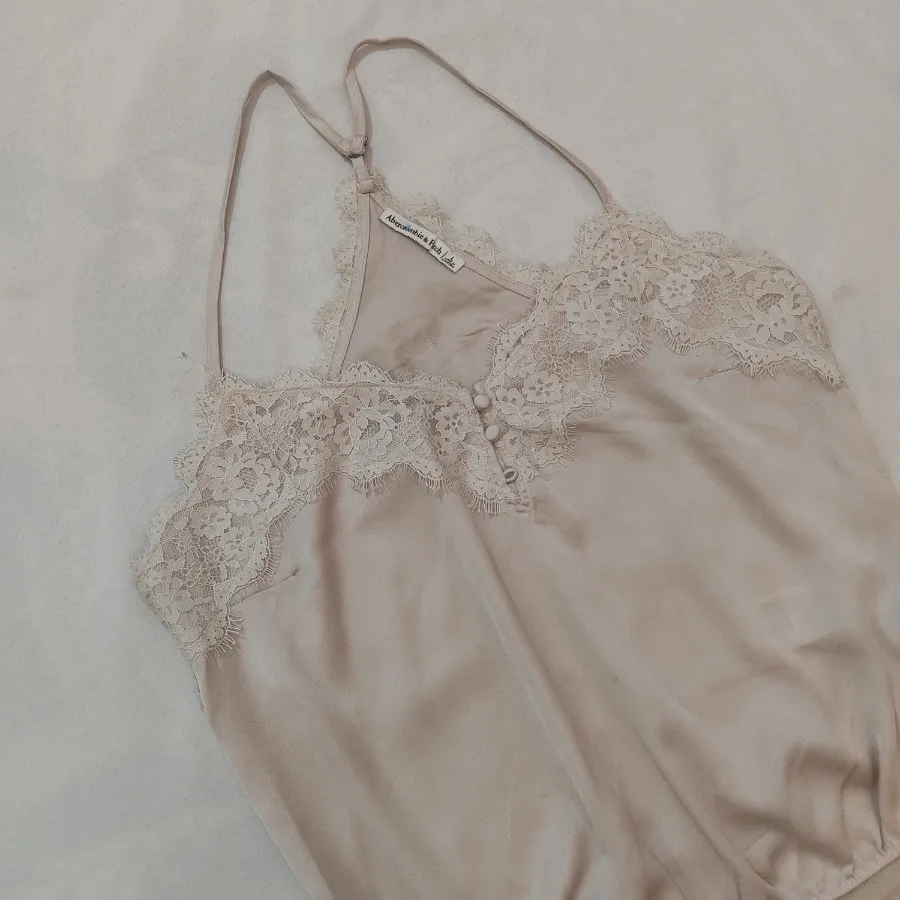 تاپ برندمنگو mango