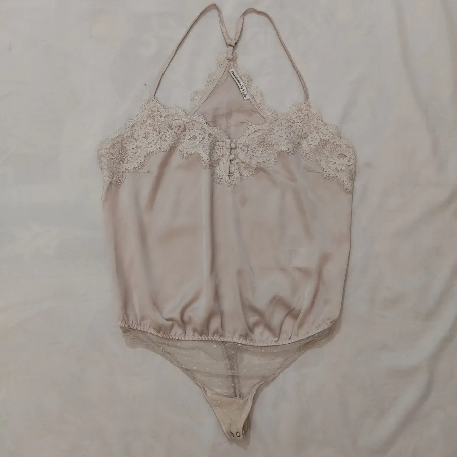 تاپ دکمه دار mango