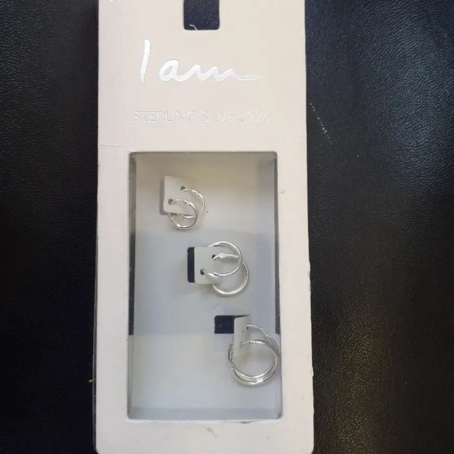 گوشواره نقره خارجی آی ام