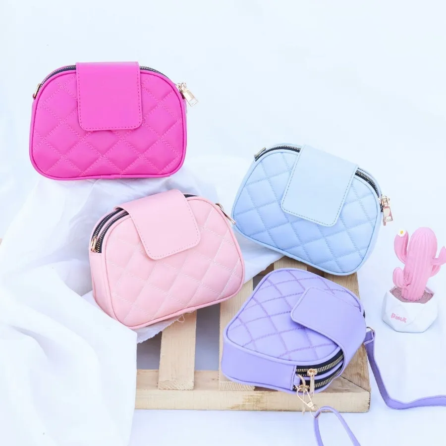 کیف پاسپورتی دخترانه