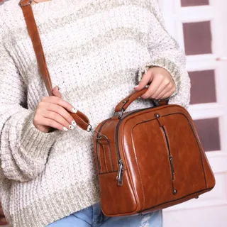 کیف دوشی جادار