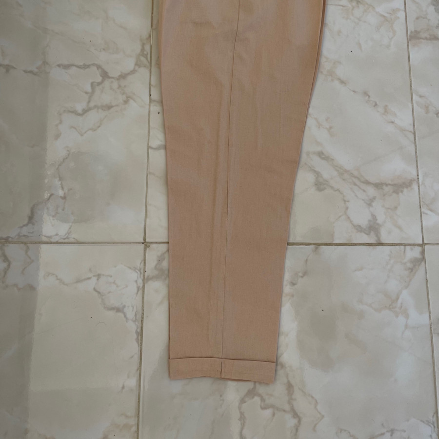 Pantalon simili cuir online beige zara