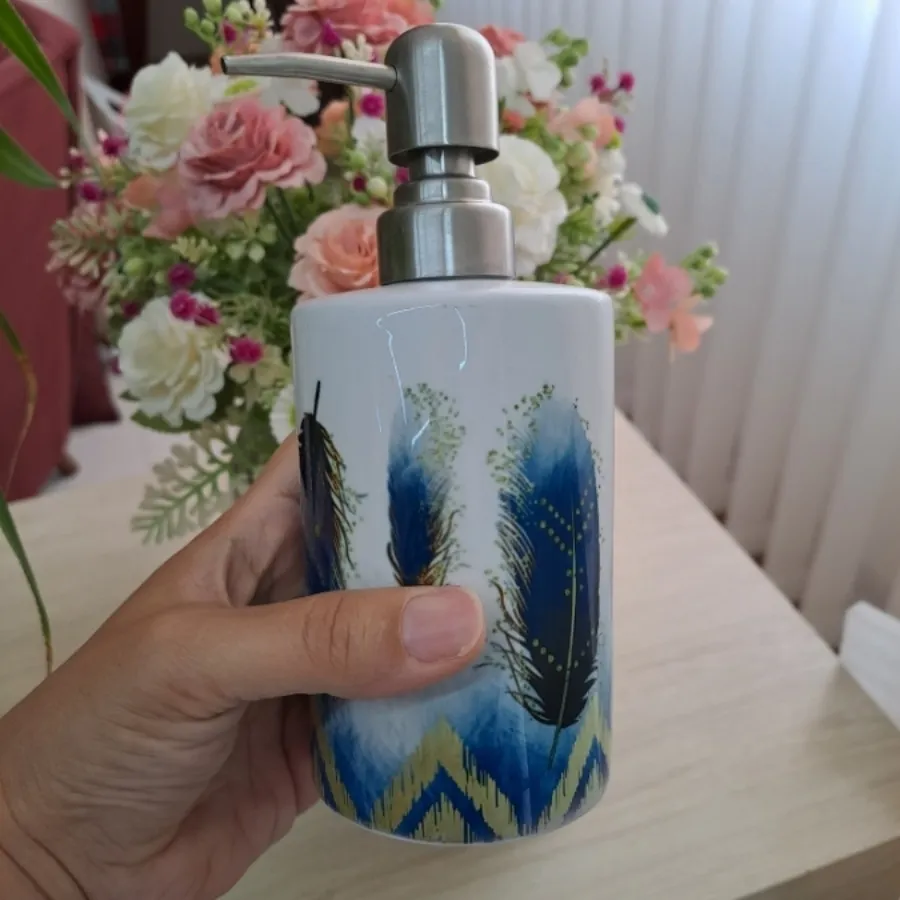 جای مسواک و مایع