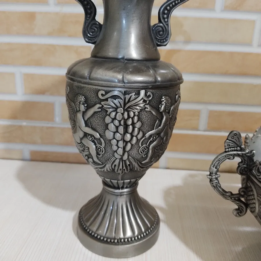 گلدان پیوتر