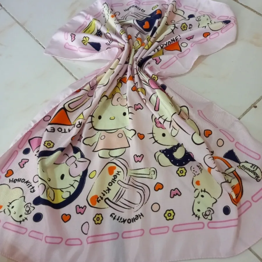 روسری بچگانه