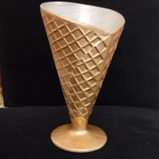 بستنی خوری اصل