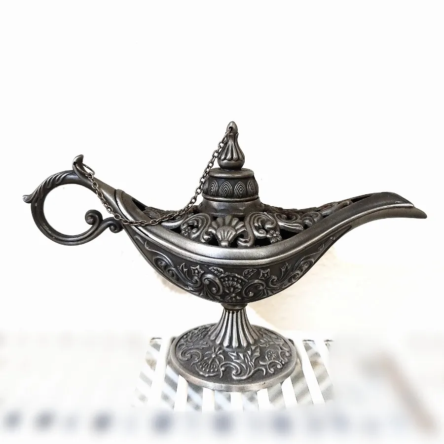 چراغ جادو قدیمی پیوتر