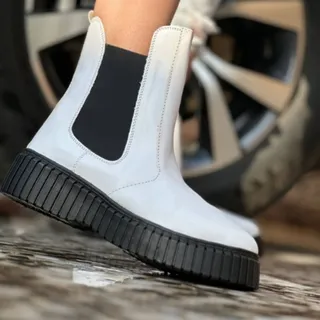 بوت زنانه