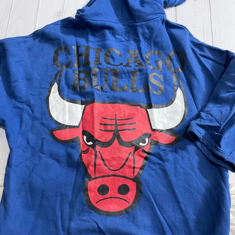 سوییشرت chicago bulls