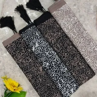 شال خال خالی