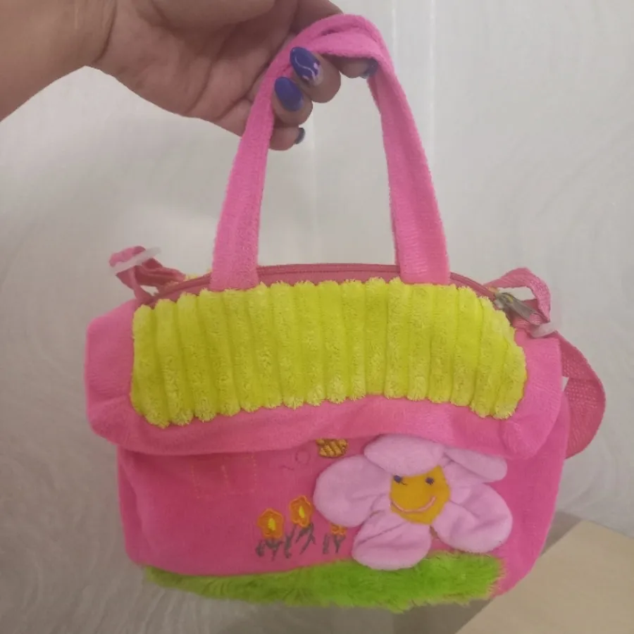 کیف طرح گل مخمل