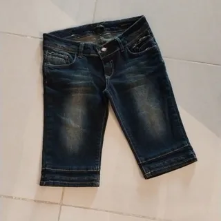 شلوارک بچگانه