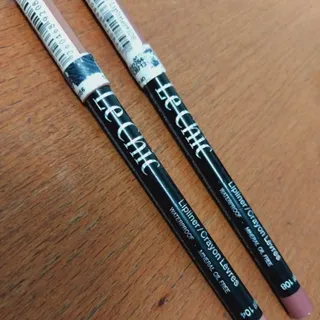 مداد لب اصل لچیک آلمان