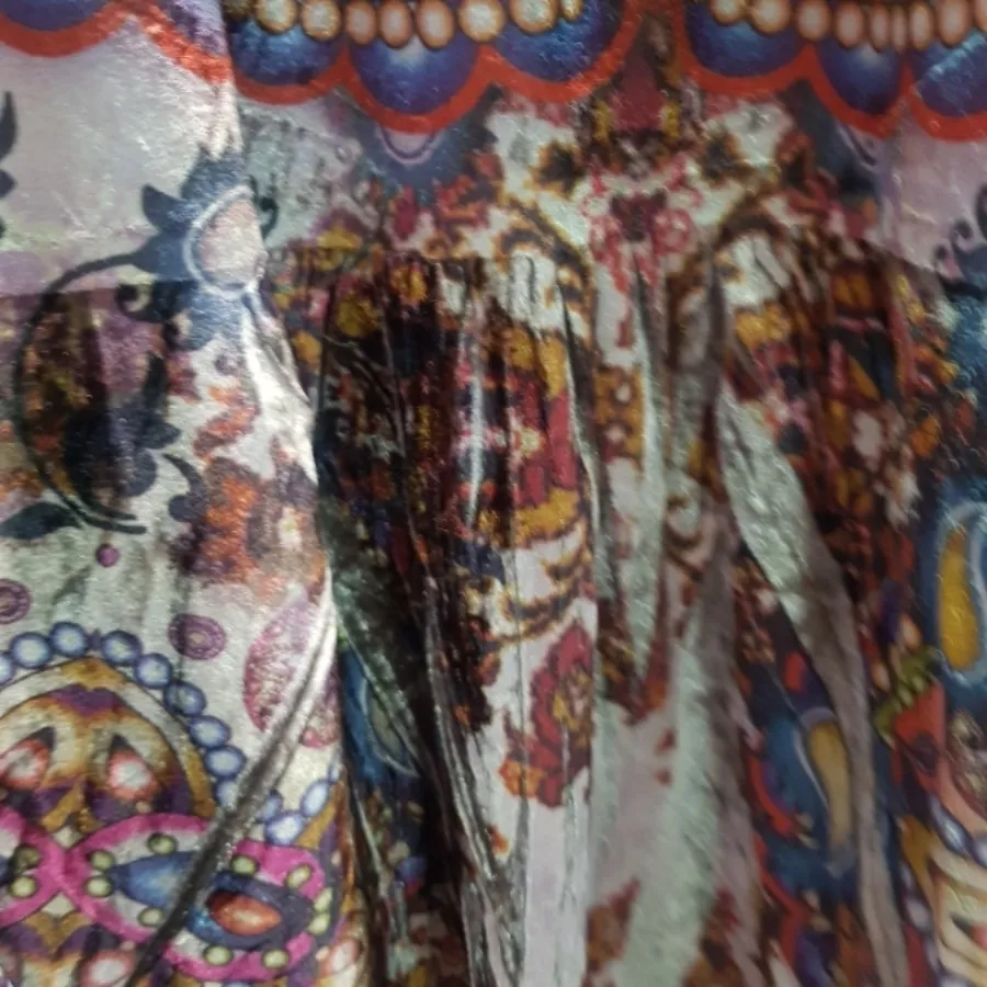 بلوز مخمل گلدار