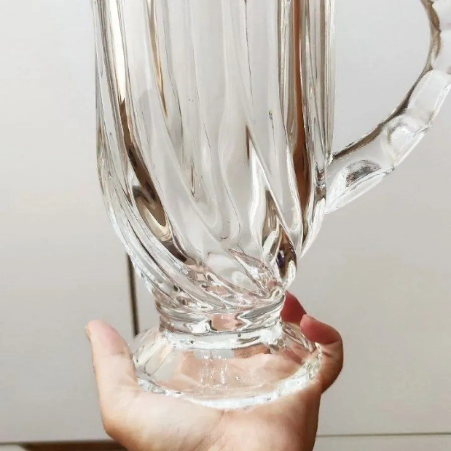 پارچ و لیوان