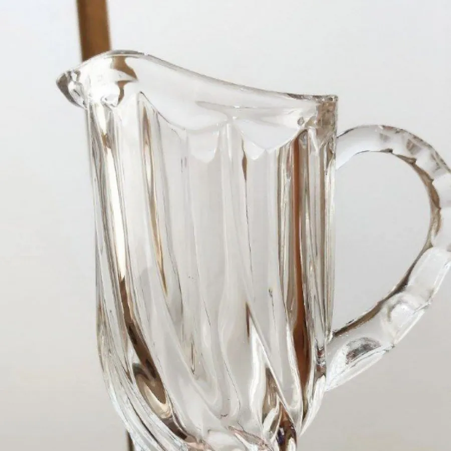 پارچ و لیوان