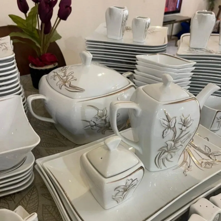 سرویس پذیرایی