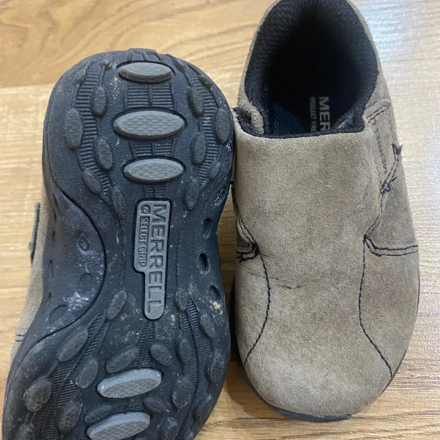 کفش Merrell