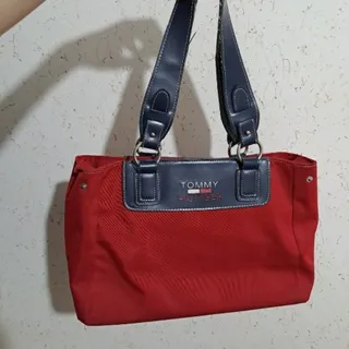 کیف تامی قرمز