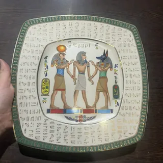 بشقاب تزیینی