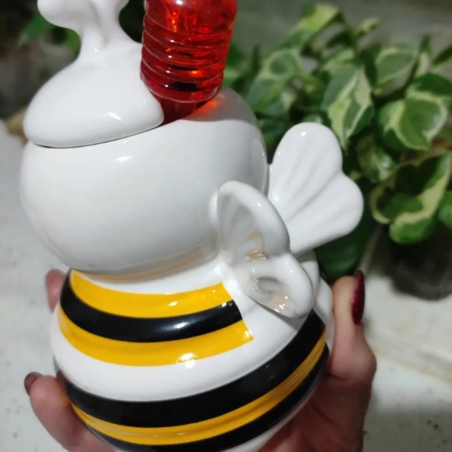 ظرف عسل زنبور