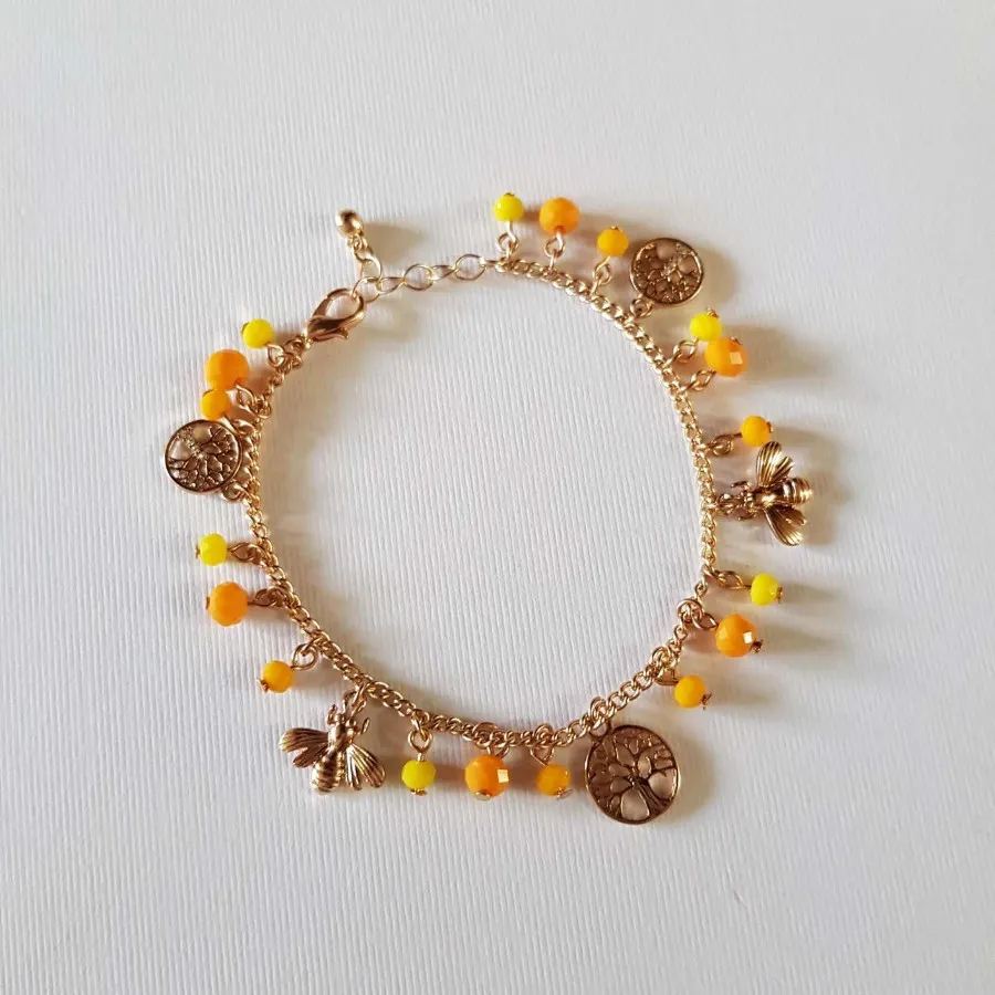 دستبند طلایی آویزدار