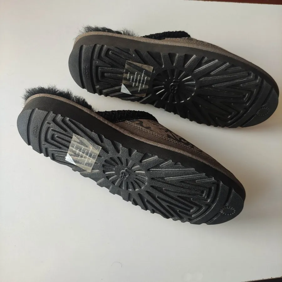 اسلیپر برند UGG آگ