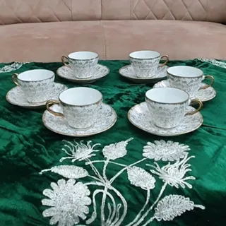 یه دست فنجون چای خوری