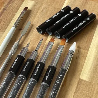 قلم کاشت و‌طراحی