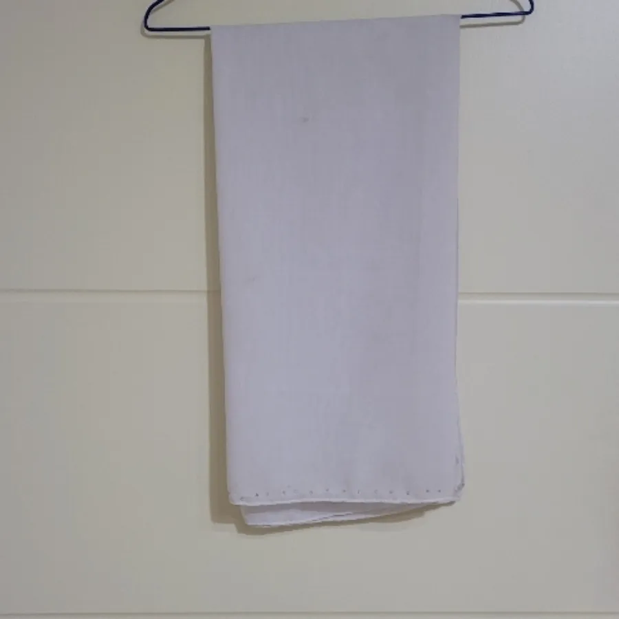 روسری حریر سفید